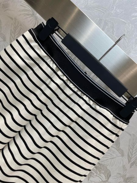 

two piece dress designer designer summer stripe tracksuits for women's pants sleeveless o-neck casual with high waist loose shorts out, White