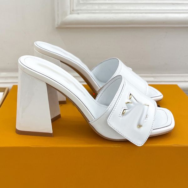 

2023 fashion women brand slippers designer sandals flat flip flops crocodile skin slide ladies beach sandal summer with box -437, Black