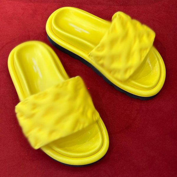 

2023 fashion womens foam runner slipper fashion slides women slippers sandals shoes triple black white red resin bone desert sand lightweigh