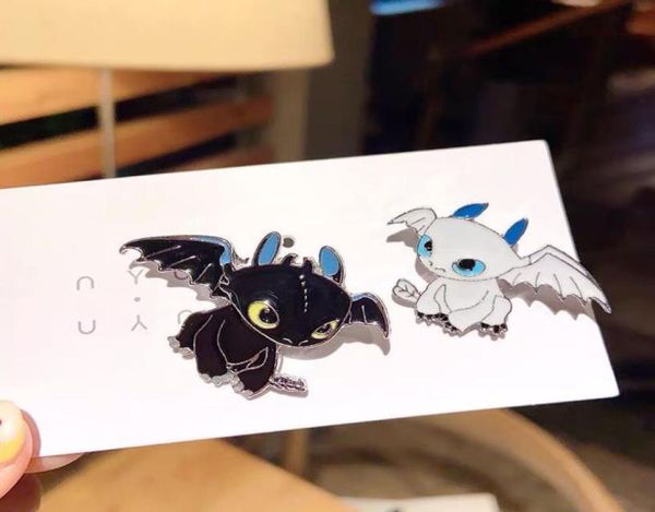 

black and white night evil cartoon creative brooch personality threedimensional cute pin female accessories2982908, Blue