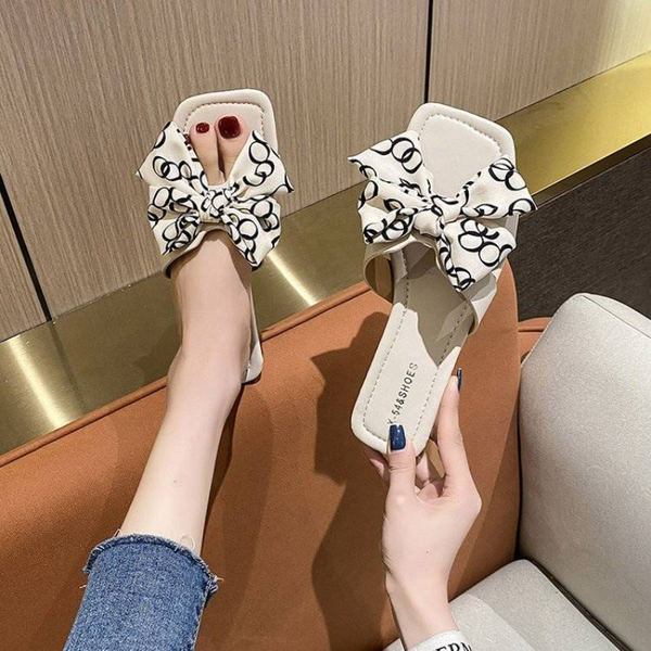 

slippers female outside wear new spring and summer bow everything small fragrant wind flat with skirt lazy drag pregnant women, Black