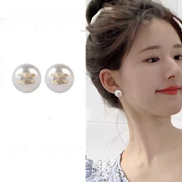 

charm designer arc de triomphe pearl earrings french style fragrant same flat round women's geometric versatile, Golden