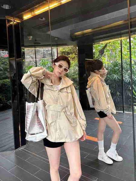 

women's jackets designer 2023 spring/summer new hooded hat with detachable standing collar loose fit sports coat can be used as sun pro, Black;brown