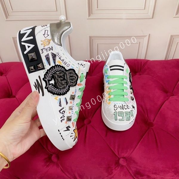 

2023mens classics designers sneakers camouflage casual shoes stylist shoes designer checkered studded flats mesh fashion trainers, Black