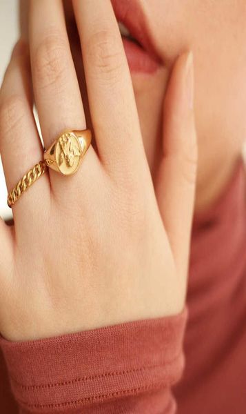 

2021 waterproof stainless steel 18k plated stereo small wings angle signet ring hollow braid chain gold rings for women2411241, Silver