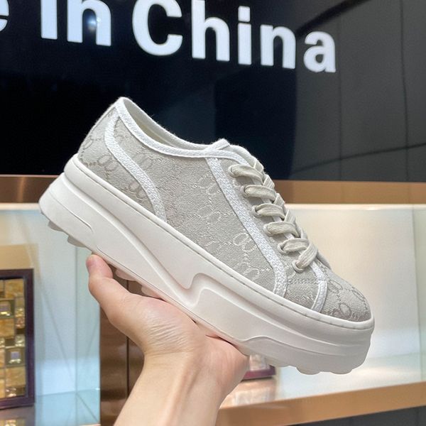 

women designer shoes italy ace sneakers bee snake leather embroidered black men chaussures interlocking walking casual sports trainers kxmp