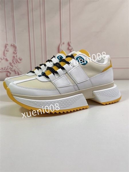 

new men classics casual shoes designer leather lace-up sneaker fashion running trainers letters woman shoes flat printed gym sneakers, Red;white