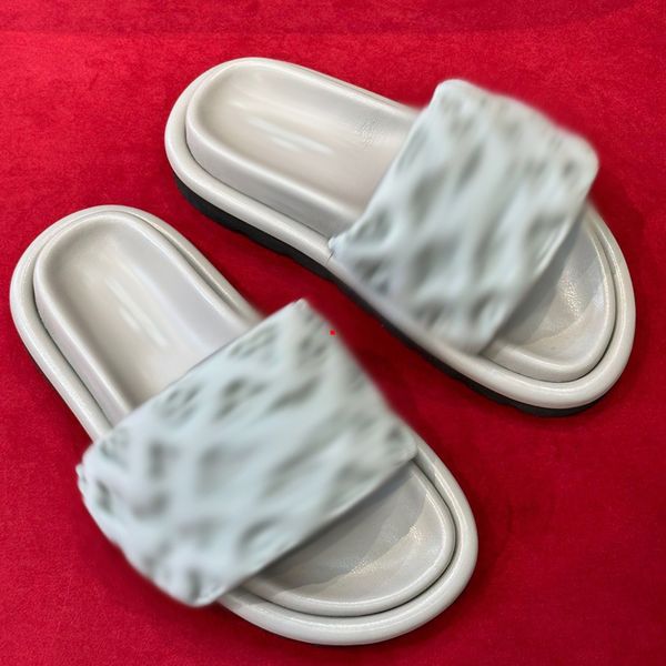 

2023 fashion womens foam runner slipper fashion slides women slippers sandals shoes triple black white red resin bone desert sand lightweigh