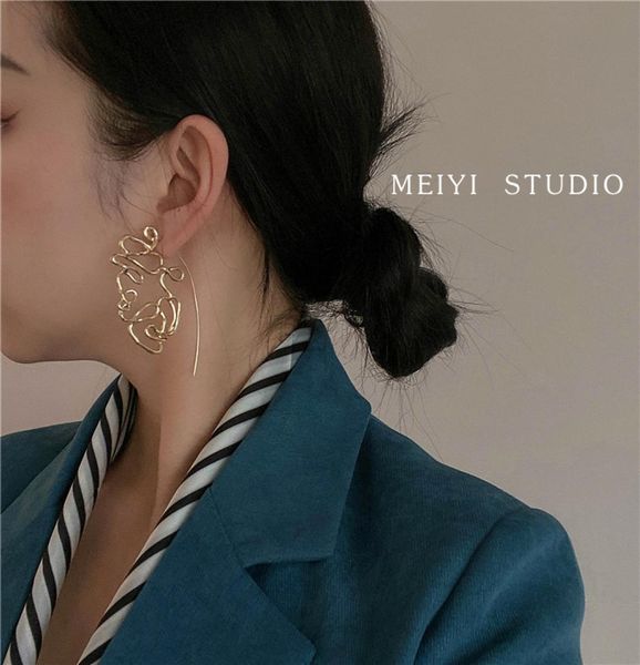 

charm designer retro cold style art irregular design earrings female fashion personality exaggerated ear jewelry atmosphere1448995, Golden