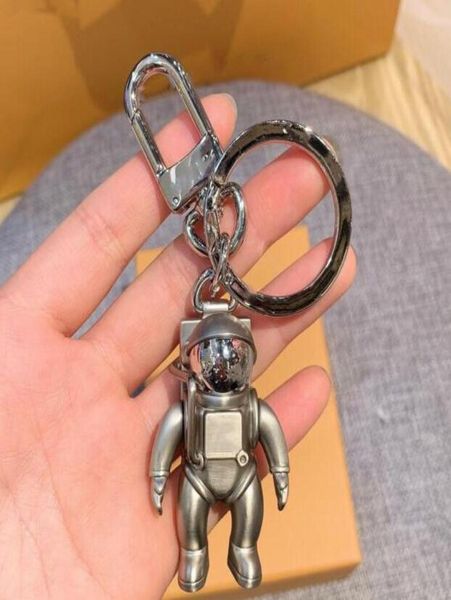 

2021 astronaut space robot letter fashion silver metal keychain car advertising waist key chain chain pendant accessories6727428