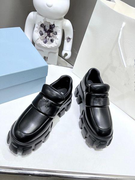 

2023 casual shoes men women black for triple chunky oreo black brown sole blue flat fashion boots 0601