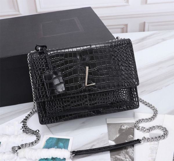 

high-quality women's handbag leather designer single shoulder strap casual fashion classic size 22-14-7cm