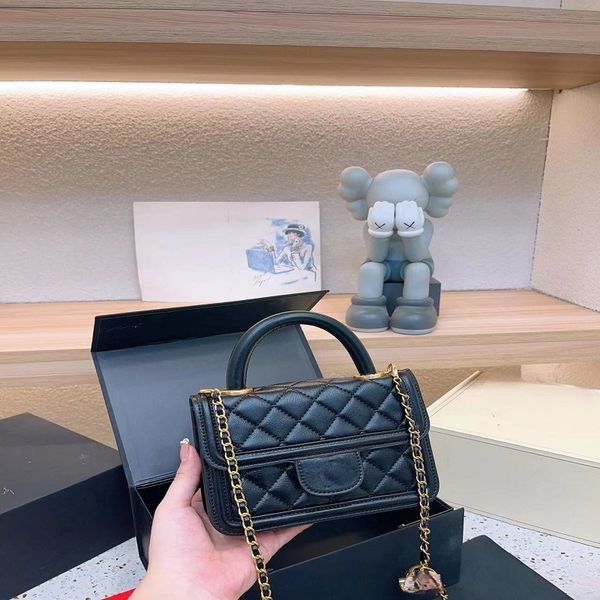 

fashion handbag luxury designer bag at shoulder metal chain, gold and silver ladies handbag leather bag flap diagonal messenger cross body b
