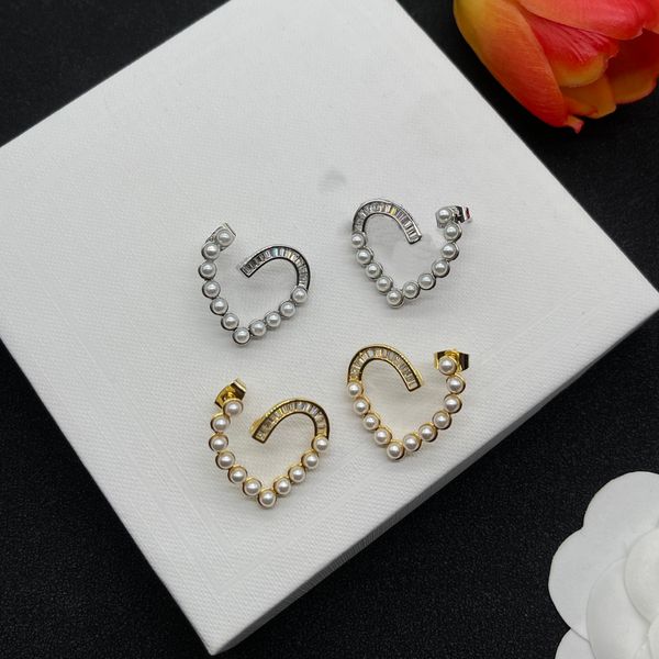 

small size women hoop earrings fashion letter love gold stud earrings lady luxury designer heart earring brands jewelry wholesale, Golden;silver