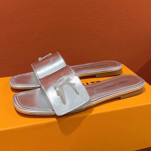 

2023 fashion fashion women's slippers designer colorful women's platform fashion sandals middle heel canvas back sandals beach res, Black