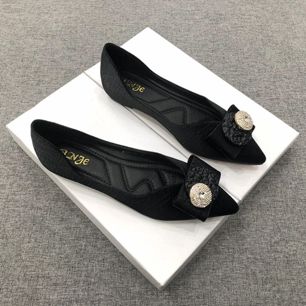 

pointed shoes womens shallow-mouthed joker four seasons shoes new comfortable soft-soled black flat shoes in spring of 2023.