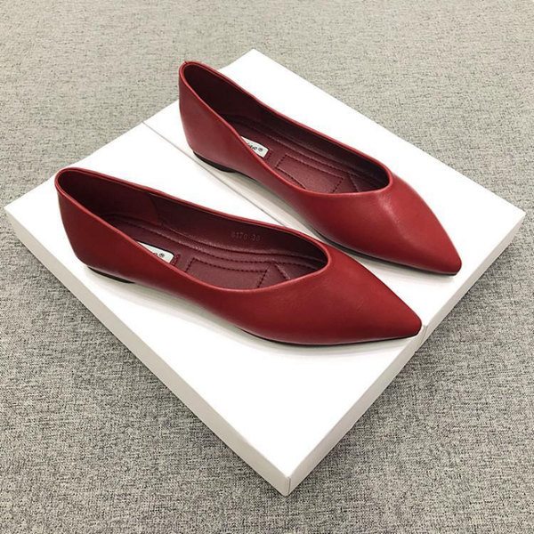 

2023 new womens flats soft leather comfortable work shoes womens black commuting professional wear pointed single shoes women