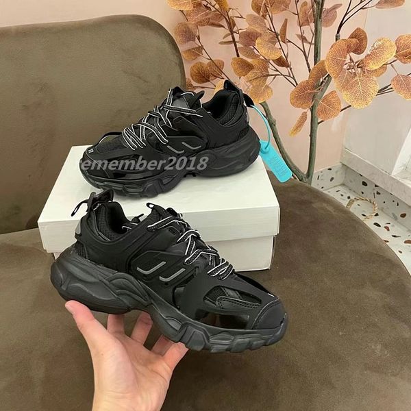 

2023 designer luxury brand men women casual shoes track 3 3.0 triple white black sneakers tess leather trainer nylon printed platform traine, White;red