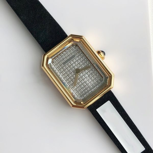 

black gold sugar, women's watch, equipped with imported quartz movement, sapphire glass mirror, because of this shape is also known as, Slivery;golden