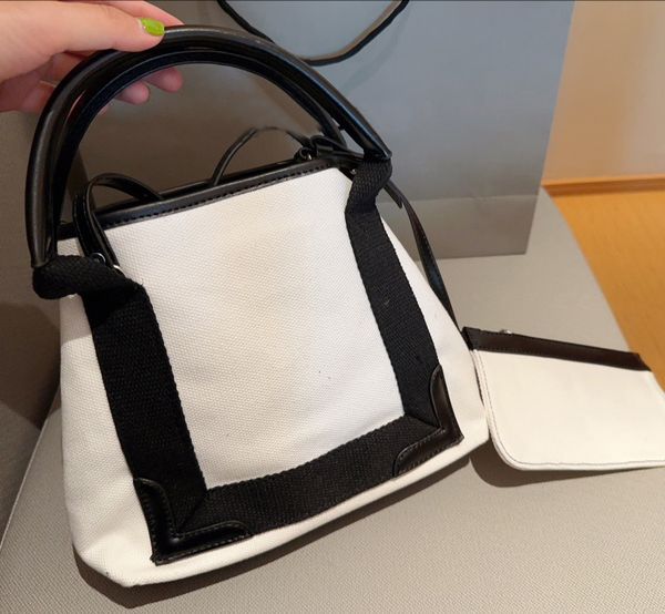 

shopping bags womens designer bag large capacity canvas shoulder bag fashion letter handbag cross body totes white