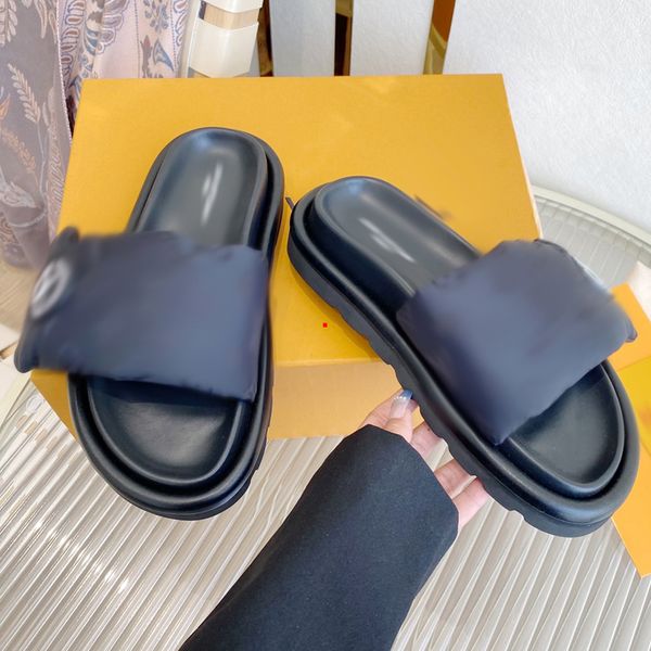

2023 fashion size 35-40 women's slippers summer outdoor fashion soft soles comfortable casual beach sandals -371, Black