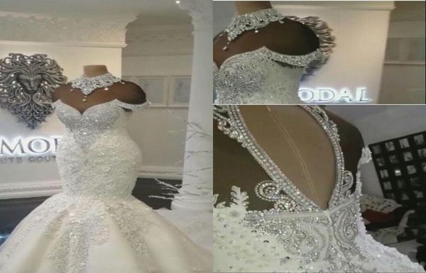 

2021 luxury dubai arabic mermaid wedding dresses bridal gowns high neck illusion lace appliques crystal beaing plus size tull2406159, White