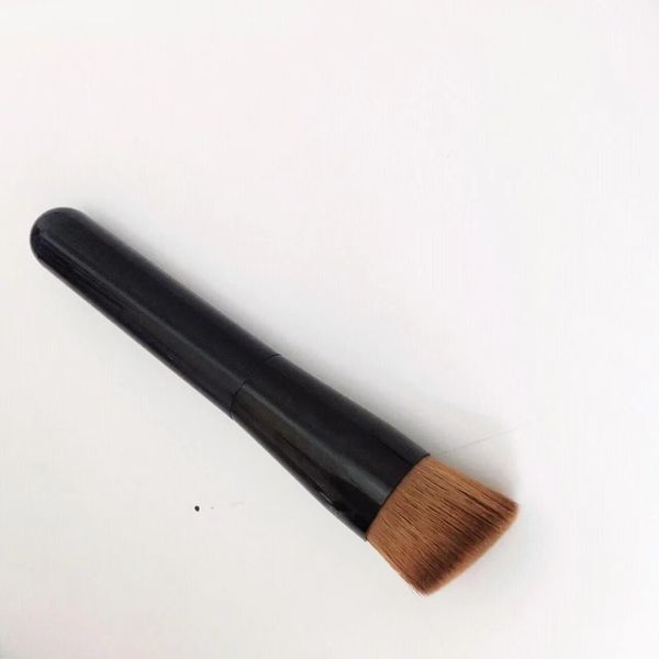 

131 inclined flat head high density makeup brush does not eat powder natural naked makeup portable