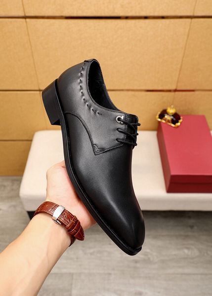 

2023 mens fashion lace up designer dress shoes men fashion brand business oxfords new classic genuine leather suits flats size 38-45, Black