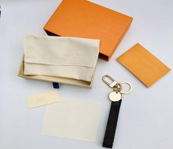 

2021 keychain key chain buckle keychains lovers car handmade leather men women bags pendant accessories 4 color 61950 with box dus9489221, Silver