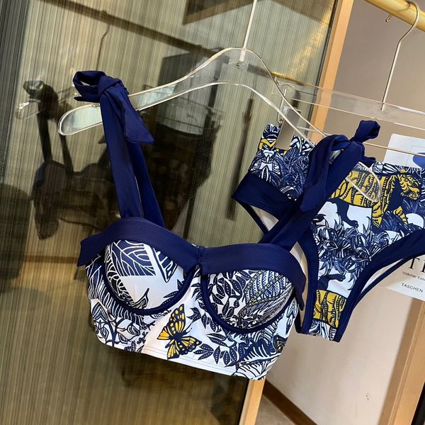 

luxury designer jungle printed split swimsuit, White;black