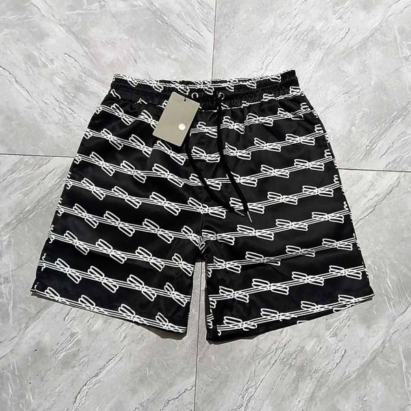 

2023 designer style waterproof fabric runway trousers summer beach pants mens board shorts men surf shorts swim trunks sport shorts, White;black
