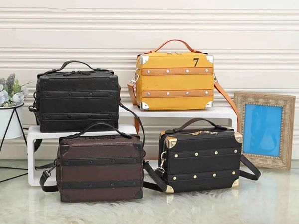 

mt designer bags totes shoulder handbag mini women handle soft trunk crossbody bags mens monograms messenger purse bag legacy chain handle l