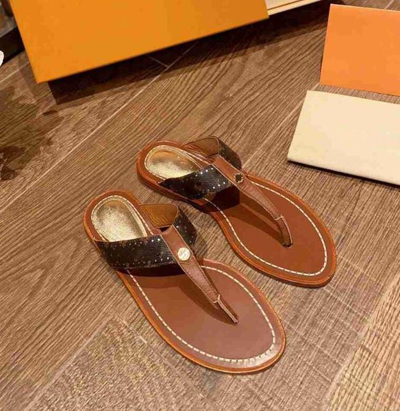 

luxury designer sunny flat thongs slippers men women leather slides printed canvas engraved stud strap rubber sole flip flop beach sandals, Black