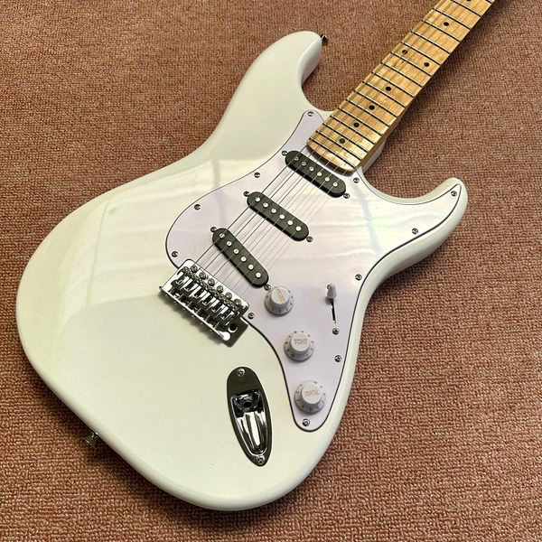 

custom shop, white st electric guitar, single single pickup, maple fingerboard ing