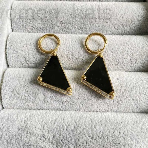 

stud designer gold color women luxury designer black studs titanium steel fashion couple simple earrings with diamond 0ign rw94, Golden;silver