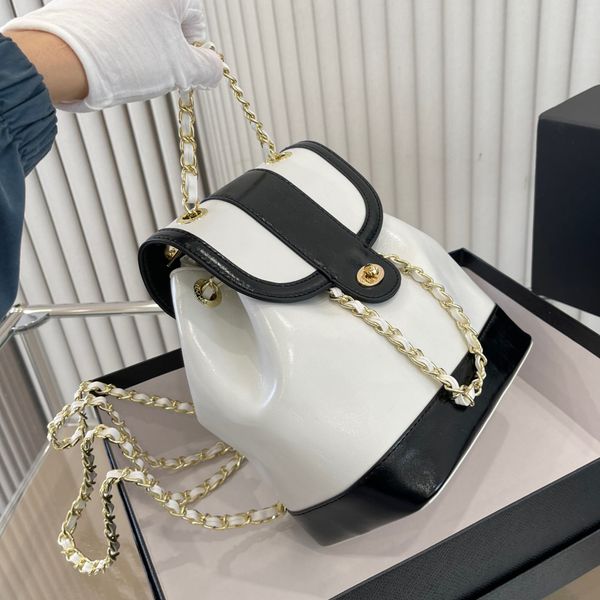 

backpack style bag designer brand bag chains tote 2023 luxury handbag fashion shoulder bag women letter purse phone wallet zipper patchwork