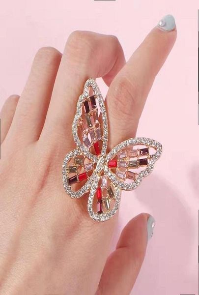 

iced out butterfly ring for women luxury designer womens bling diamond animal rings hip hop crystal gold silver colorful charm rin9067409
