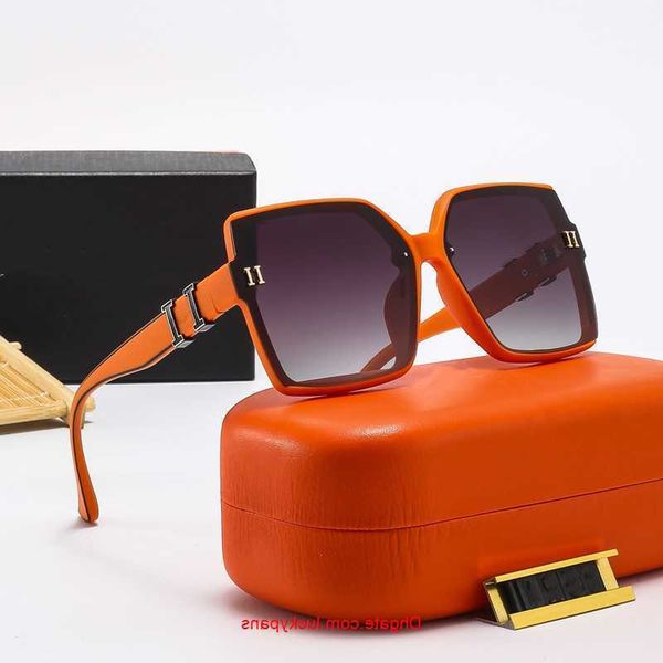 

woman sunglass fashion couple designer sunglasses for women mens luxurys designers sun glasses drive summer polarize eyewear 2023 original b, White;black