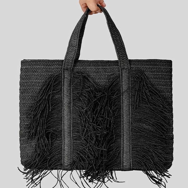 

totes high capacity hand weavetote bag purses and handbags luxury designer bags for women quality shoulder tassel straw 230530