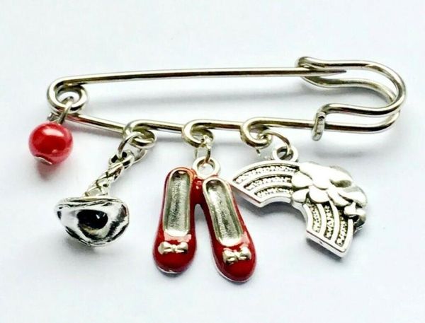 

red slipper brooches for women simple design wizard of oz alice in wonderland jewelry wedding pins and brooches broch2190749, Gray