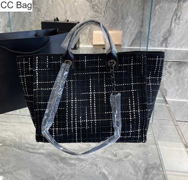 

cc bag 9a 2023 spring and summer latest style wool shopping bag fashion beach bag classic atmosphere large capacity mfjg, White