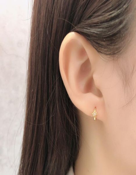 

basic huggies middle circle piercing snowflakes fashion hoops earrings with crystal zirconia gold silver for women fine jewelry we2905476, Golden;silver