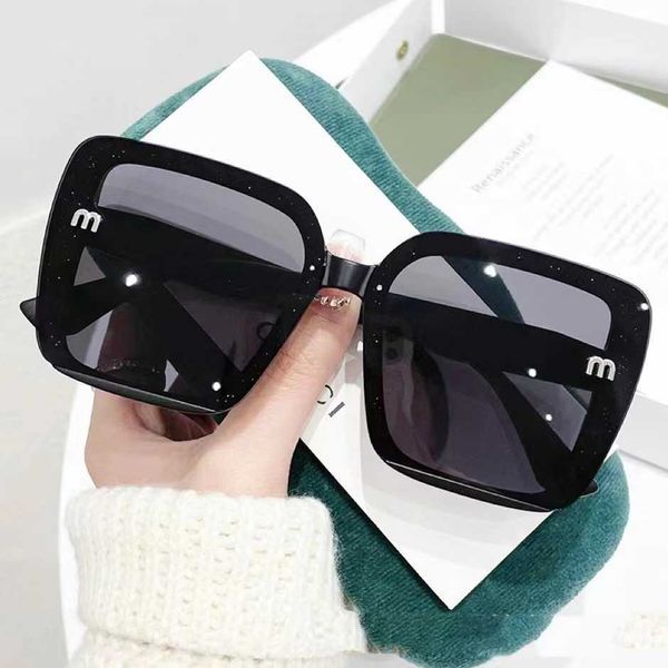 

2023 simple classic sunglasses 7703, White;black