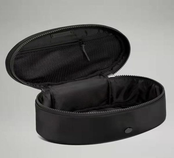 

outdoor bags women oval kit 35l gym makeup storage bags cosmetic bag fanny pack purses2137712