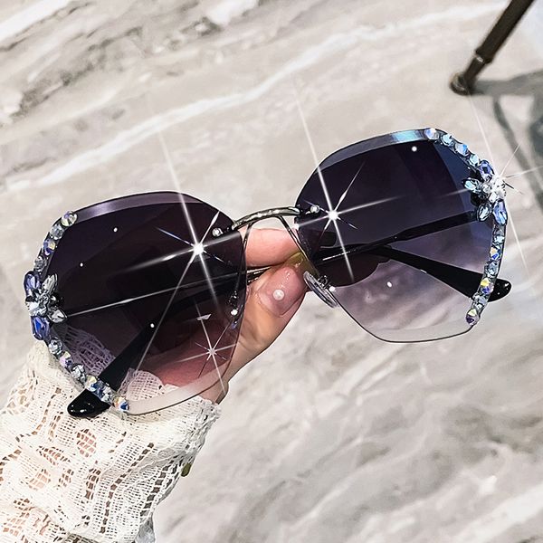 

2023 new fashion rhinestone sunglasses female sunglasses tide models sun protection and uv protection glasses, White;black
