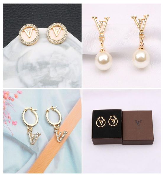 

2021 fashion style earring studs 18k gold plated crystal pearl stud earrings women party gifts whole classic styl9588949, Golden;silver