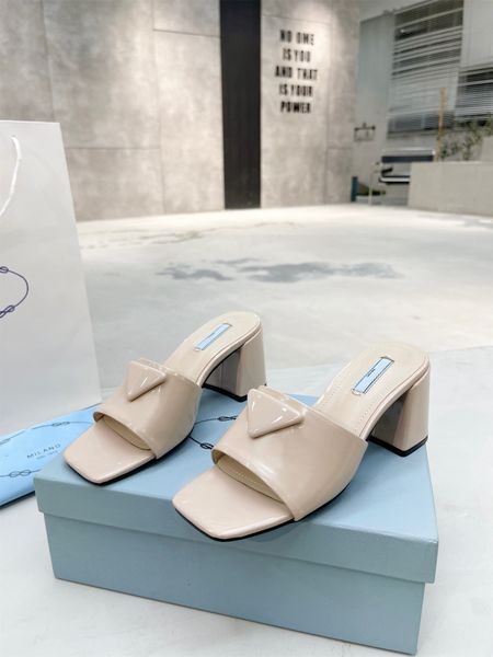 

2023 summer designer women's sandals ladies casual outerwear low heels high heel fashion luxurious professional work shoes, Black