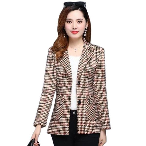

pants women blazer turndown collar singlebreasted slim lady spring plaid blazer casual short jackets middleaged female suit 5xl, White