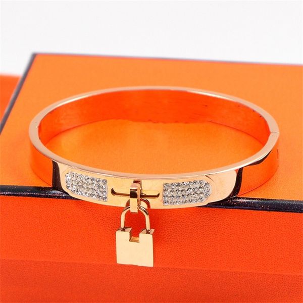 

luxury brand designer bangle bracelet designer jewelry 18k gold plated bracelets for womens wedding party jewelry gift bracelets dropshippin, Black