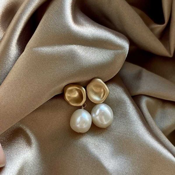 

colorful pearl earrings gentle simple earrings earrings ear clip without ear holes female, Golden